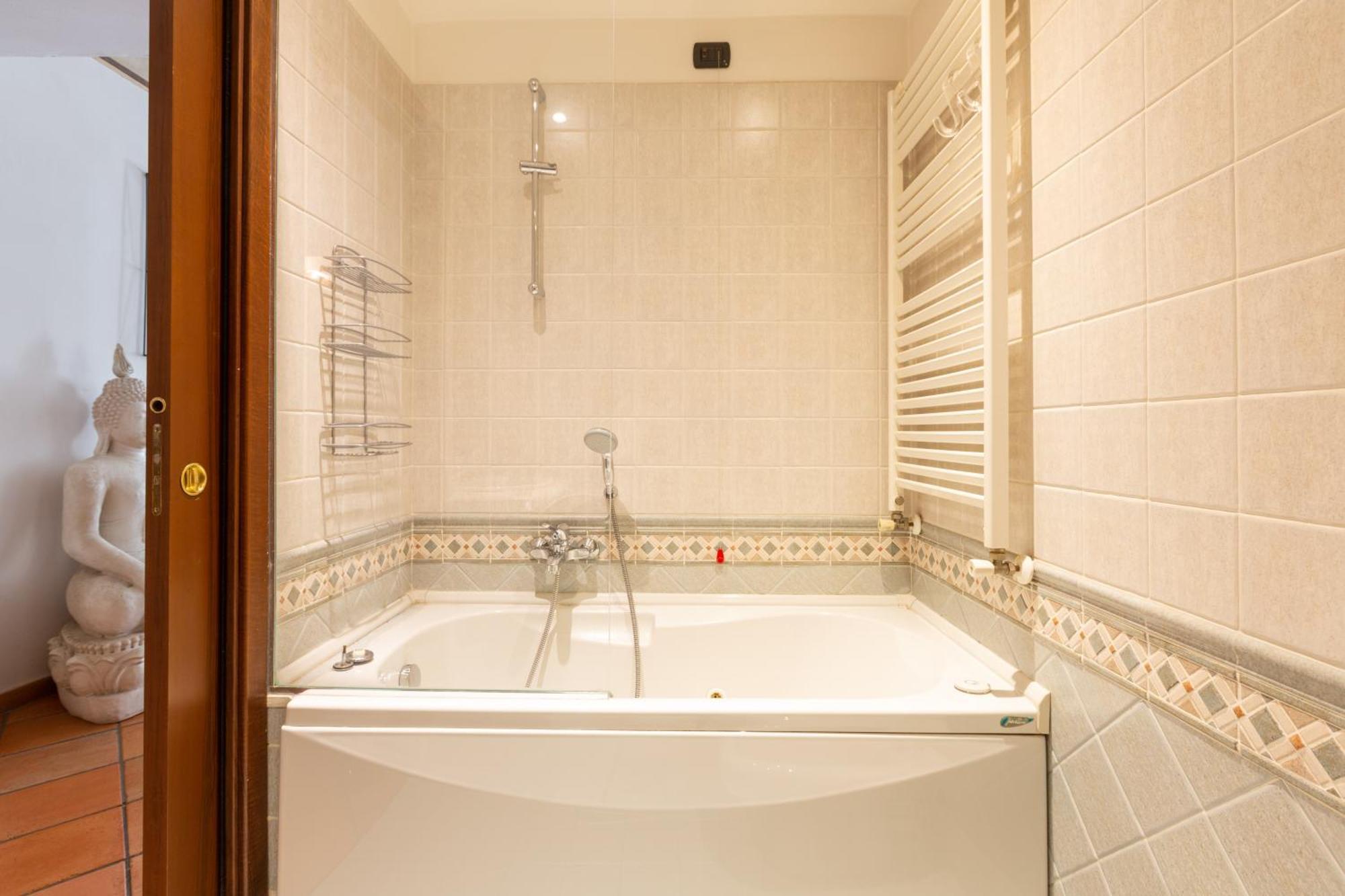 Cosy Two Bedroom Apartment Close To Navigli ミラノ エクステリア 写真